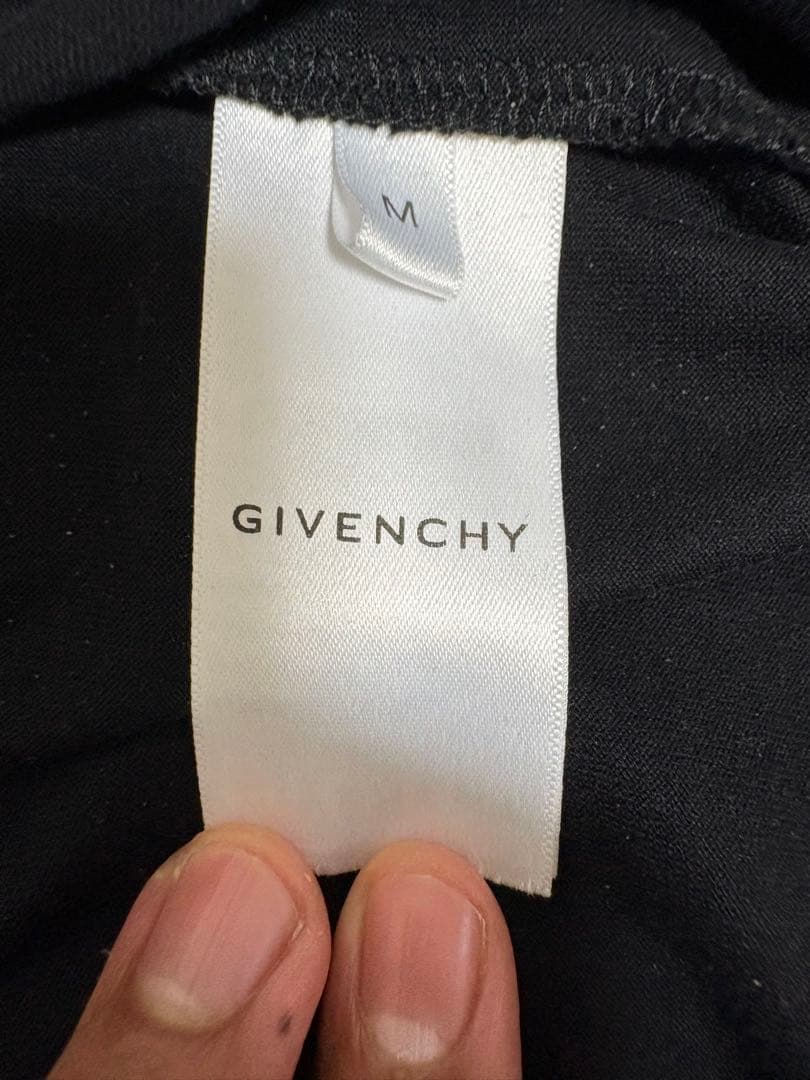 GIVENCHY ブラック Tシャツ値下げ可能！！
