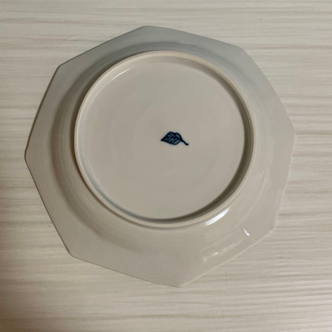 【新品未使用】米満麻子さん作　小菊唐草　八角皿　半磁器 九谷青窯 作家もの　2枚