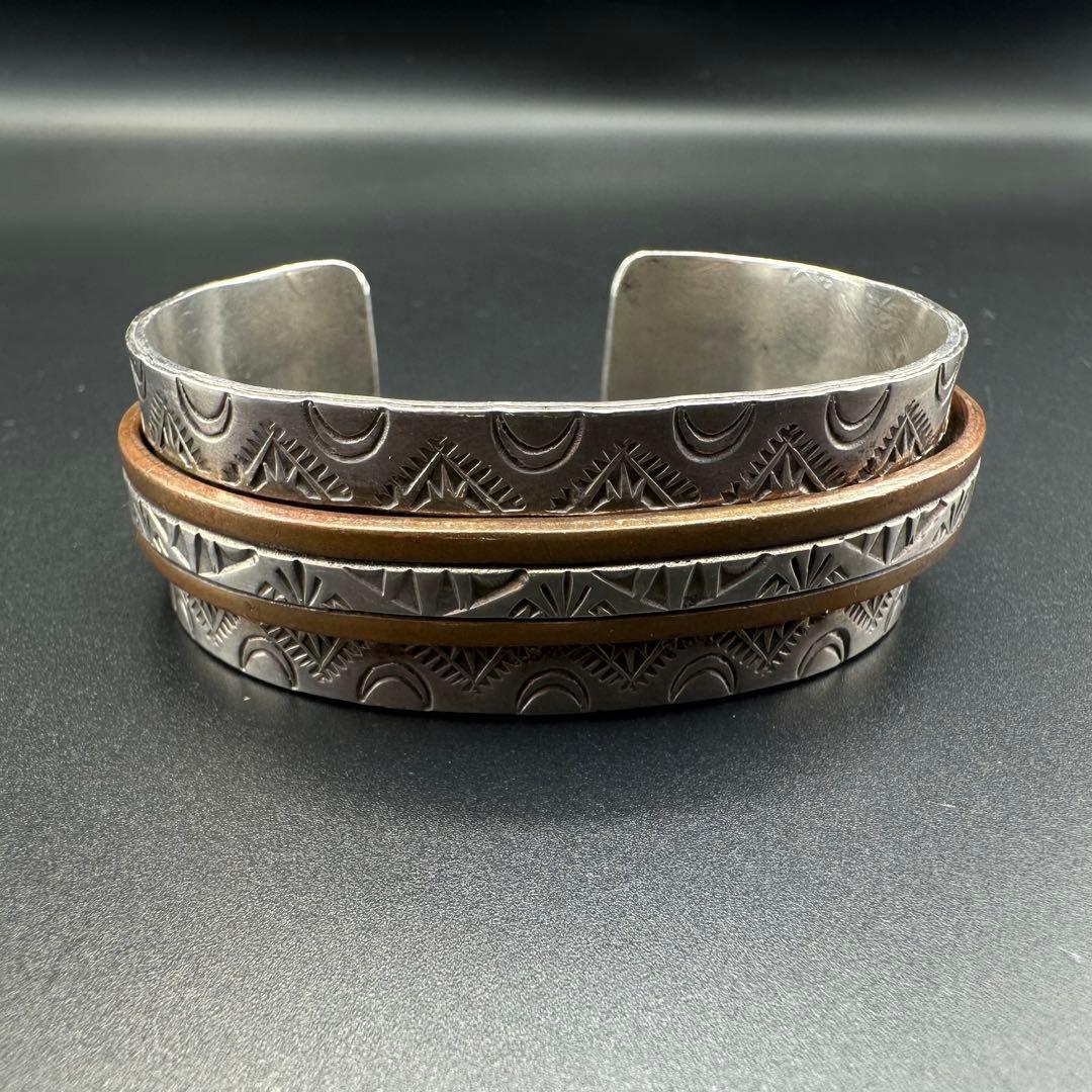 Navajo Wylie Secatero 脱着可スタンプワーク　バングル
