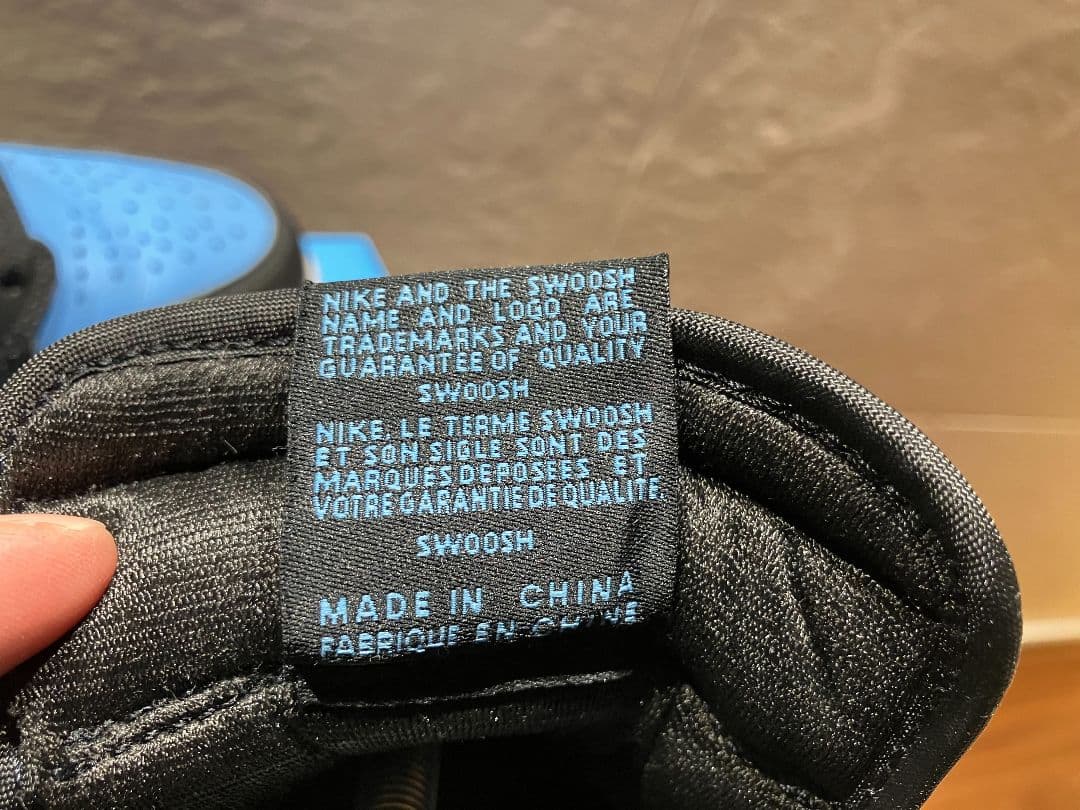 【美品】Air Jordan 1 High OG \"UNC Toe\"