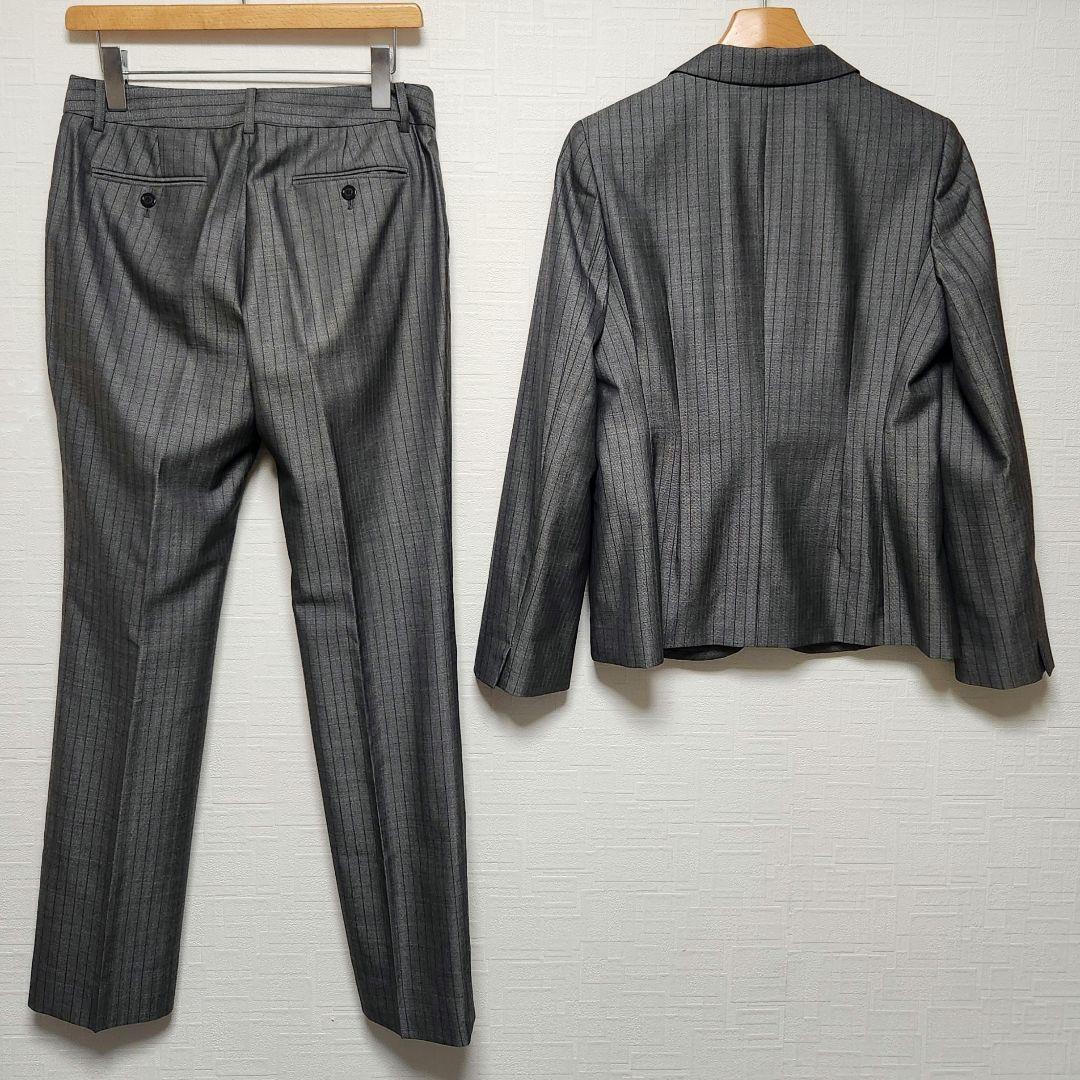 こ*み様 アクアスキュータム　レディース　パンツスーツ　グレー　シルク混　ストラ