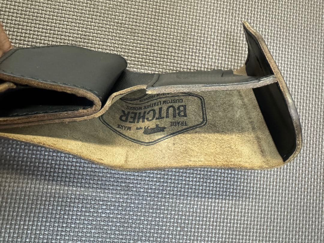 小物 BUTCHER CUSTOM LEATHER WORKS. Box wallet