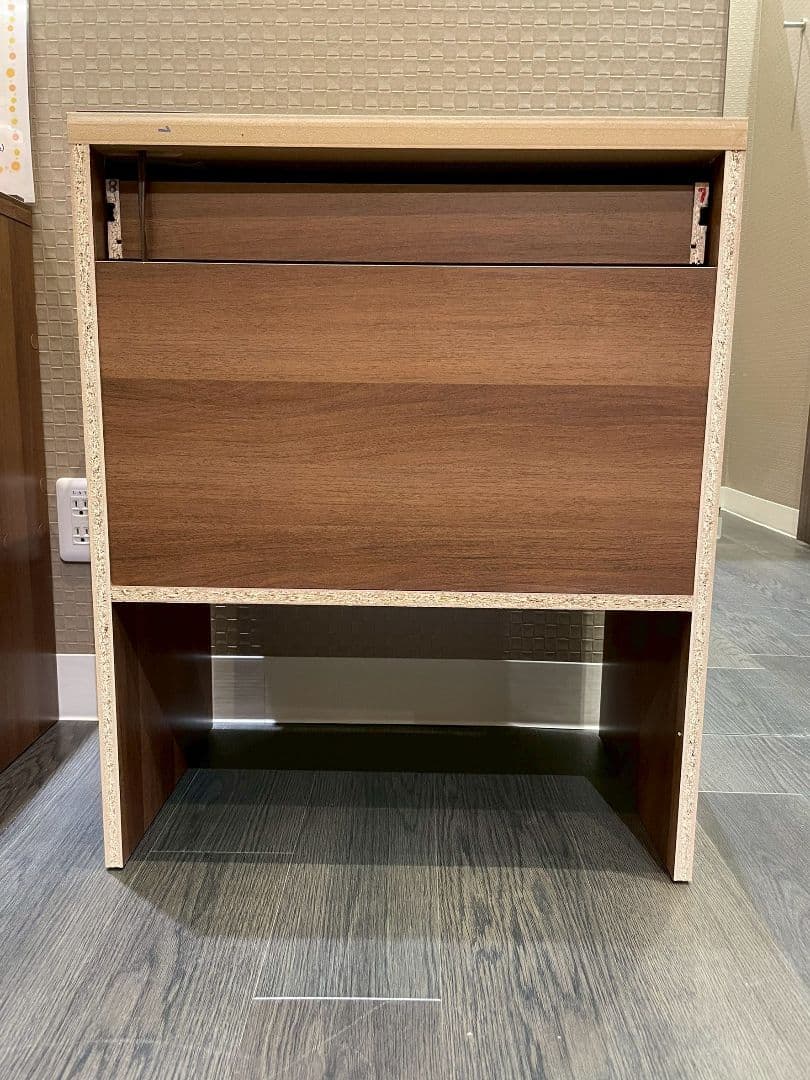 ダークブラウン 【パソコンデスク 引き出し】、コンセント、引き出し付き