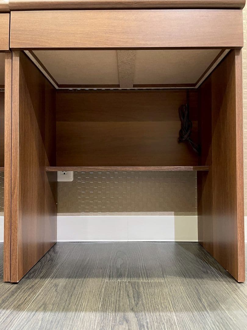 ダークブラウン 【パソコンデスク 引き出し】、コンセント、引き出し付き