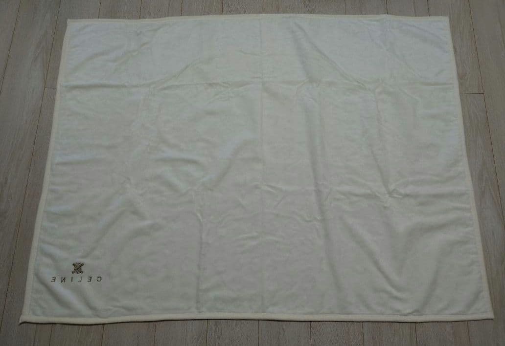 セリーヌ　毛布　ハーフケット　マカダム　レア