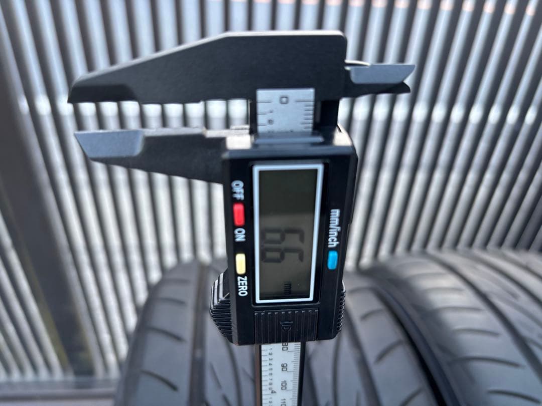 n*k様 中古 YOKOHAMA ADVAN FLEVA 4本 215/50R1