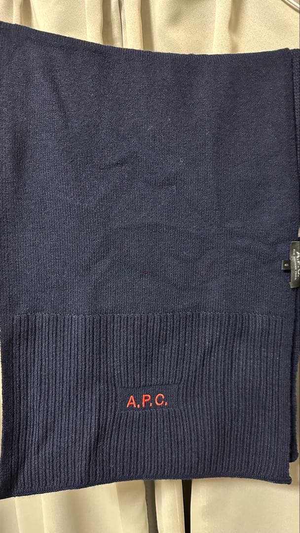 A.P.C. ネイビー マフラー THUN マフラー
