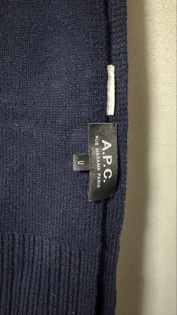 A.P.C. ネイビー マフラー THUN マフラー