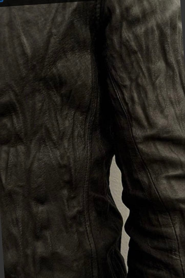 清春さん着用同型S'exprimer レザーシャツ