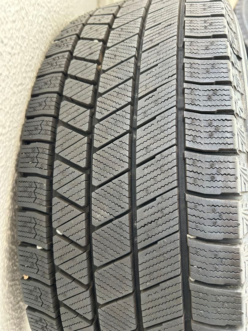 ブリザックVRX3 205/60R16 スタッドレスホイールセット