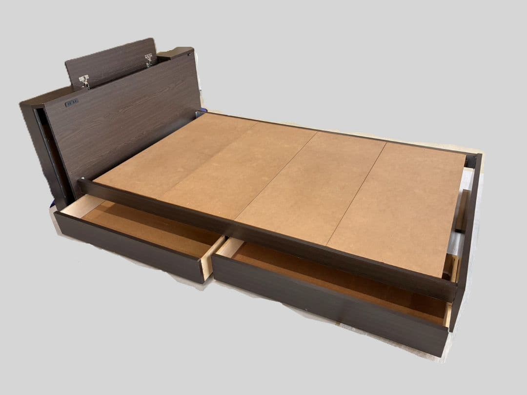 【現地引取OK】セミダブル コンセント,ライト,引き出し付き