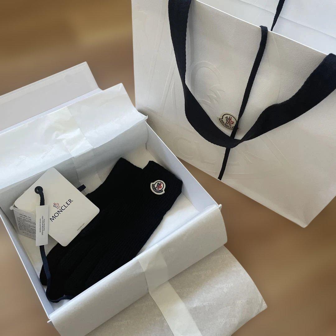 MONCLER モンクレール ニットグローブ 手袋 新品未使用 紙袋・箱付き