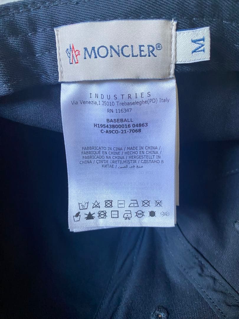 MONCLER キャップ　DR.VRANJESおまけつき♡