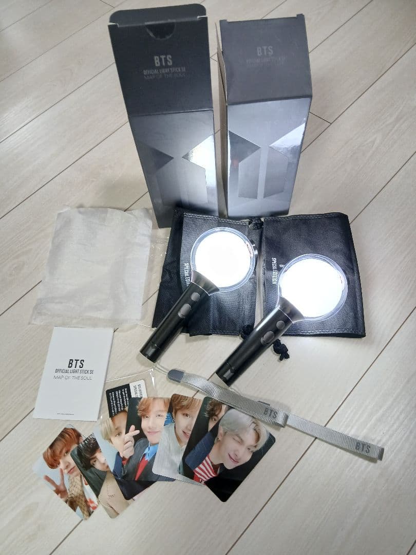 BTS オフィシャルライトスティック　SE（Ver.4）2本セット　写真のみです