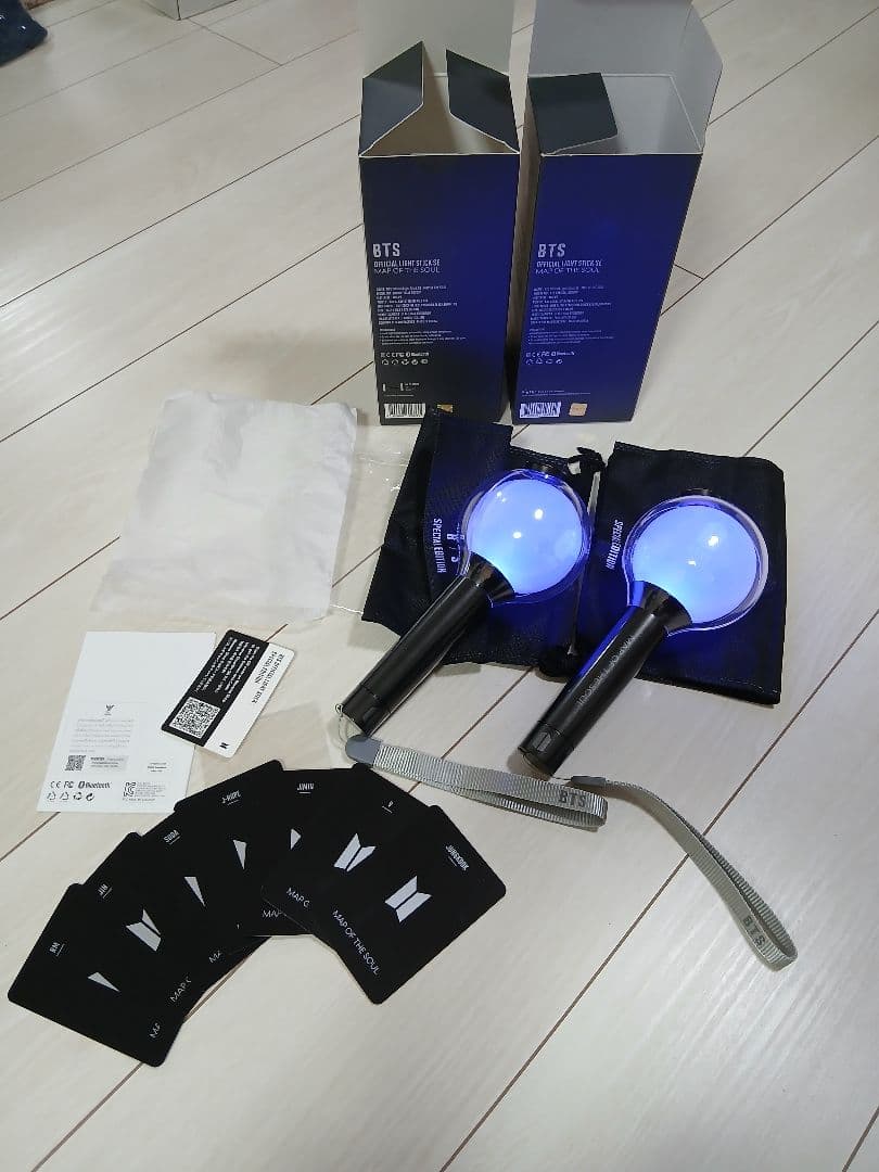 BTS オフィシャルライトスティック　SE（Ver.4）2本セット　写真のみです