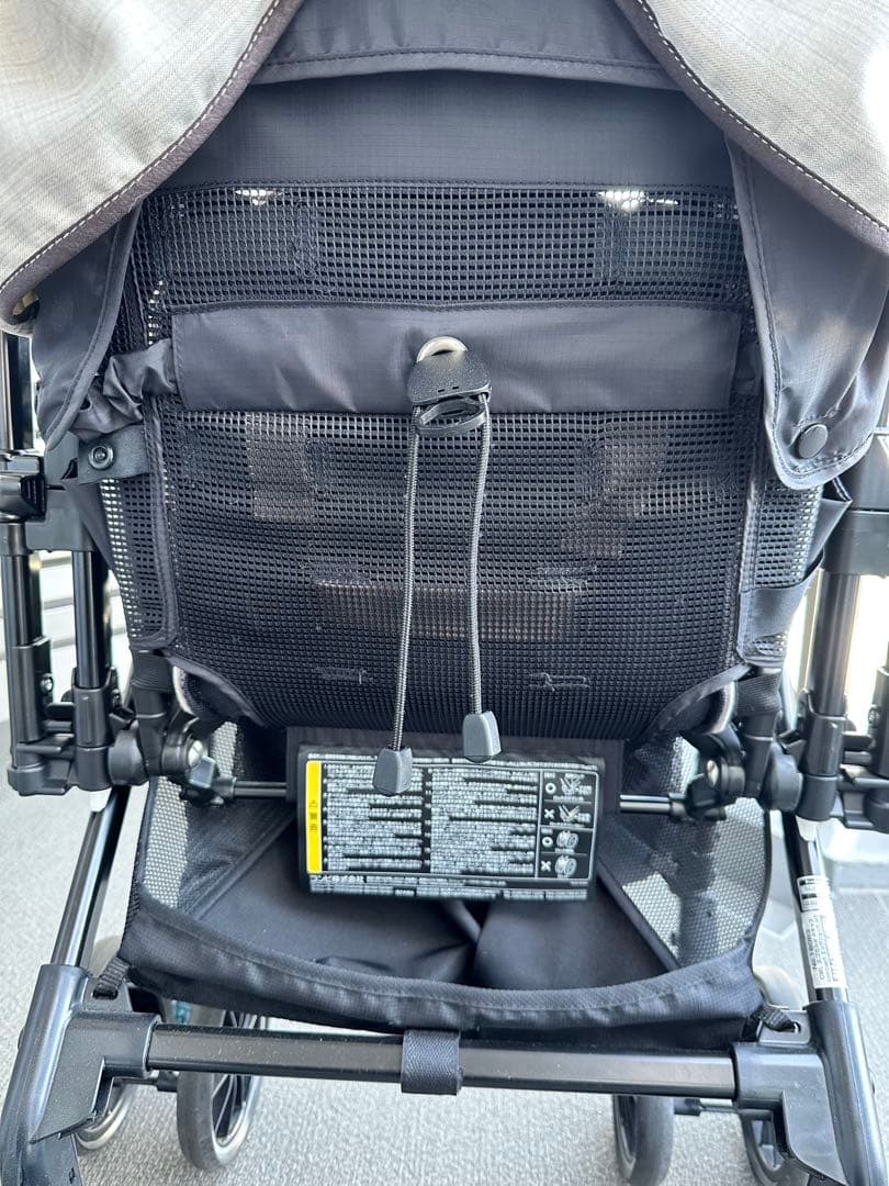 Combi スゴカル4キャスcompact ベビーカー ストライプ ベージュ