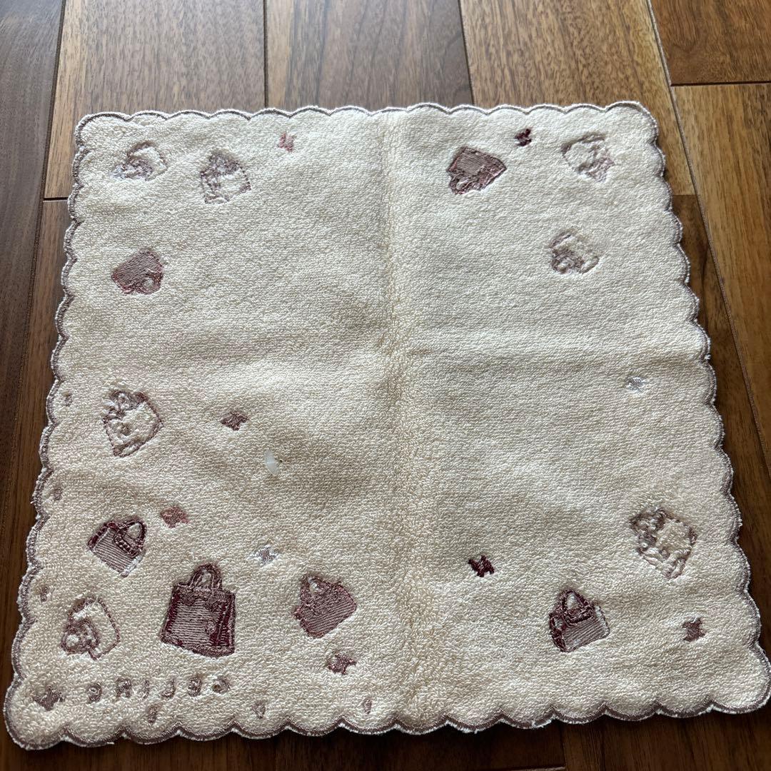 【nao】新品　セリーヌ　マカダム柄　ハンドタオル　タオルハンカチ　4枚