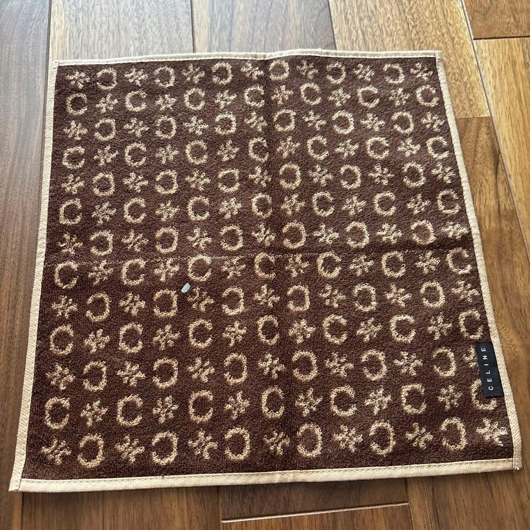 【nao】新品　セリーヌ　マカダム柄　ハンドタオル　タオルハンカチ　4枚