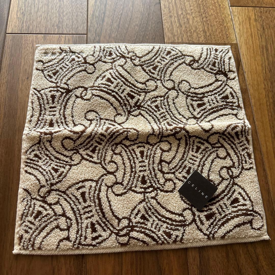 【nao】新品　セリーヌ　マカダム柄　ハンドタオル　タオルハンカチ　4枚