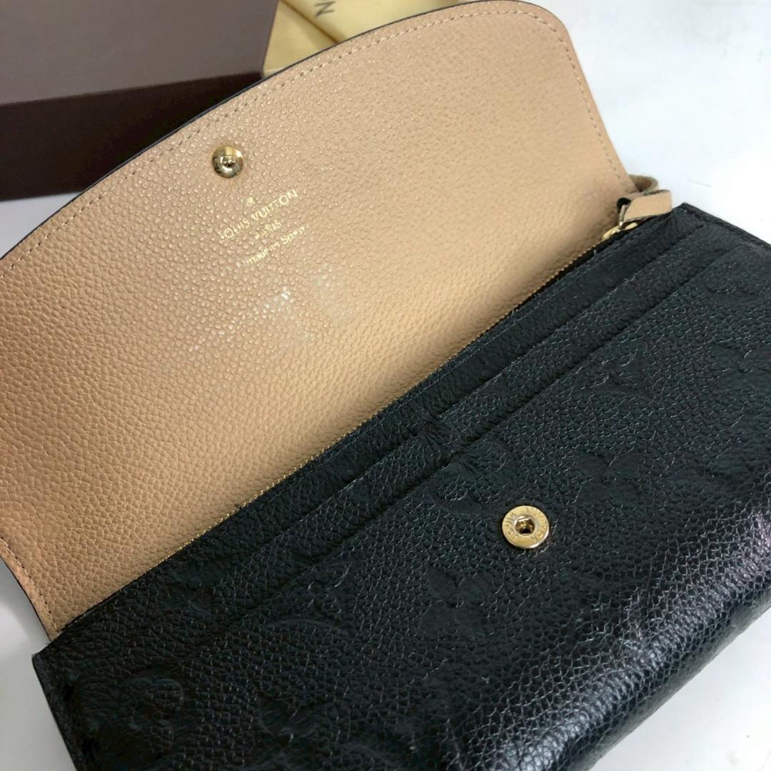LOUIS VUITTON ルイヴィトン ポルトフォイユエミリー アンプラント