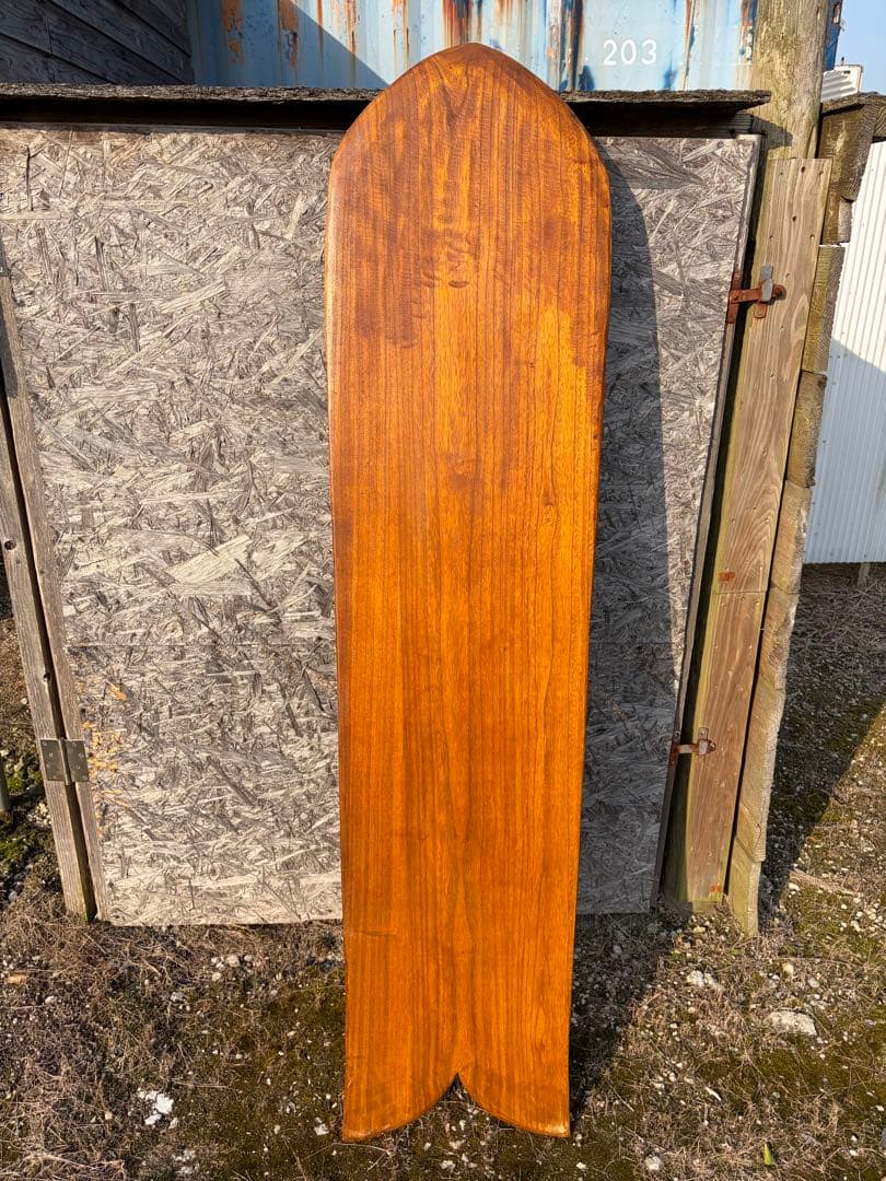 アライア　ウッドボード　パイポ