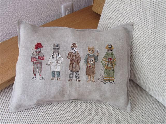 コーラル＆タスク「5匹のキャリアキャット」クッションカバー（カバーのみ）NY19