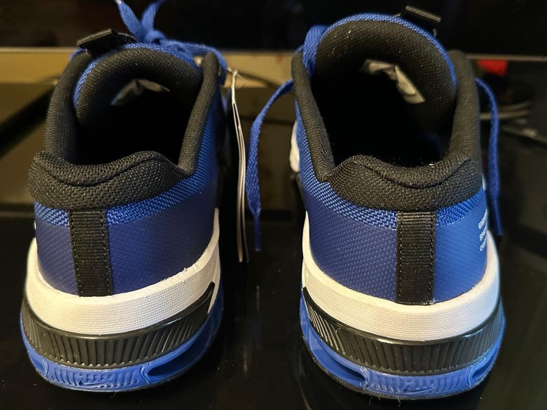靴 NIKE METCON 8
