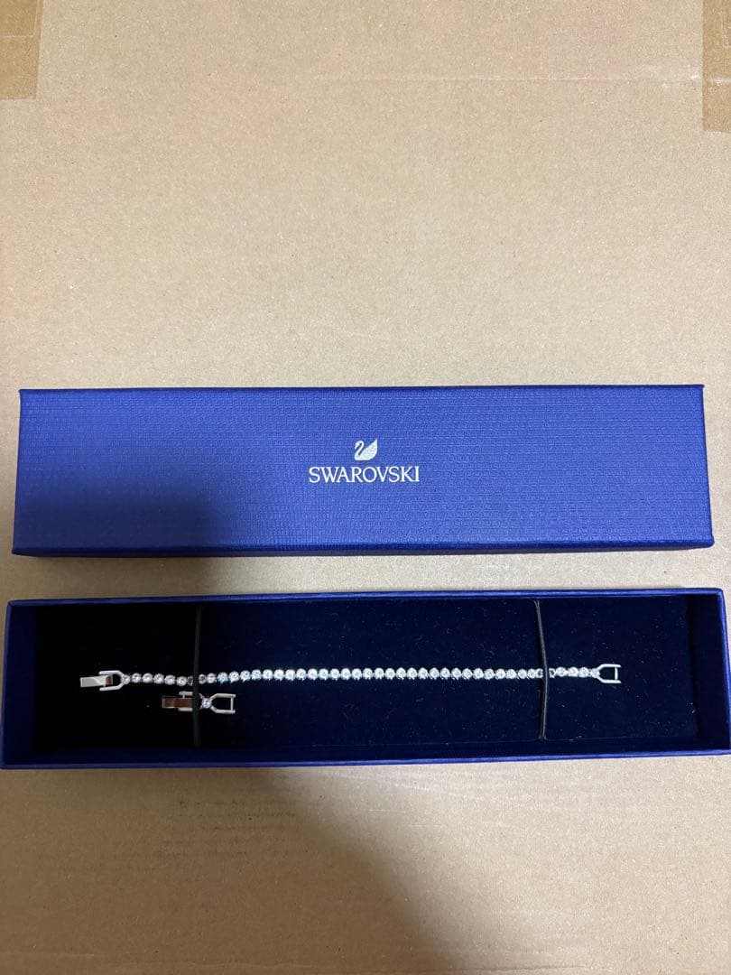 Swarovski シルバーブレスレット