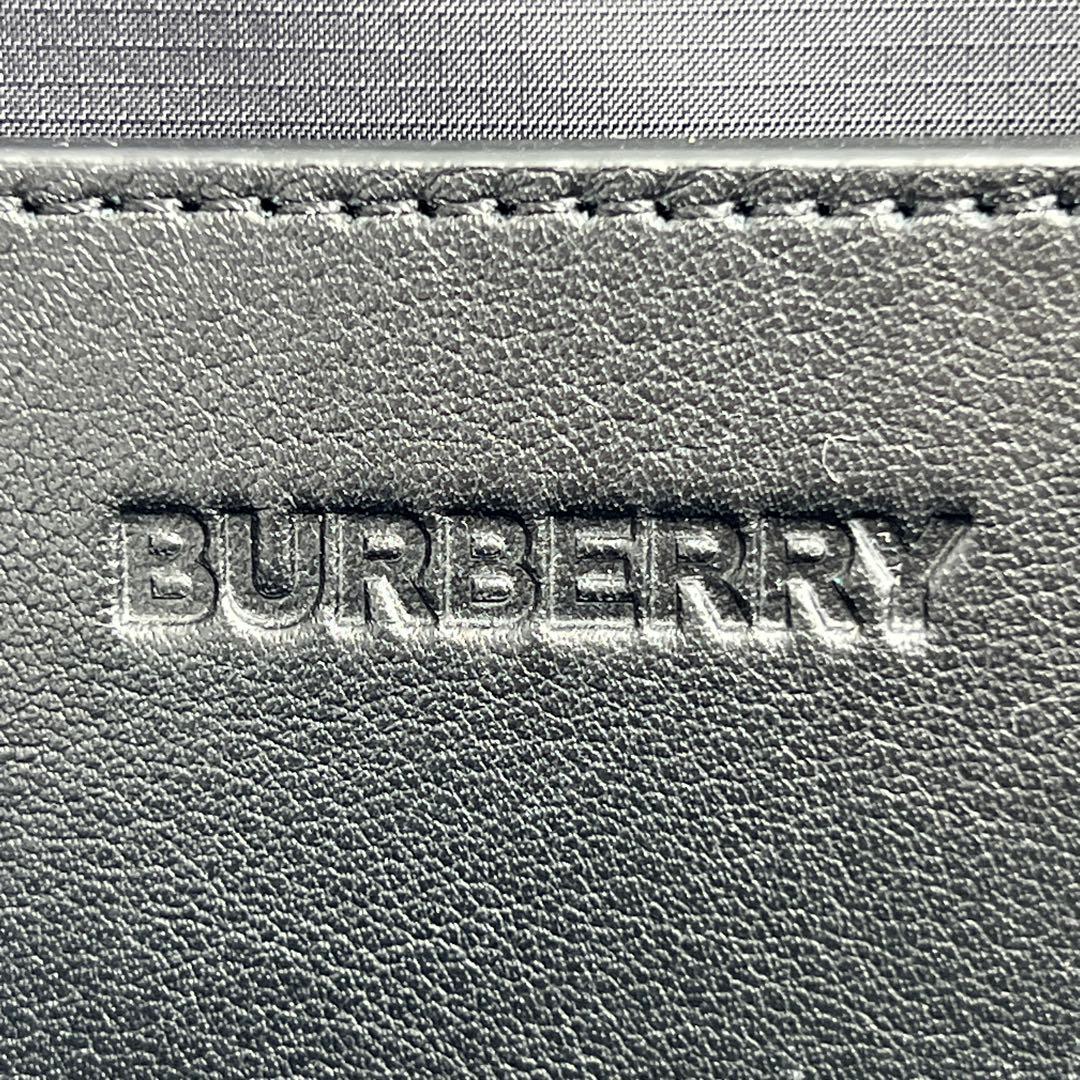 ✨極美品✨BURBERRY バーバリー　ロゴプリント　ボディバッグ　ナイロン