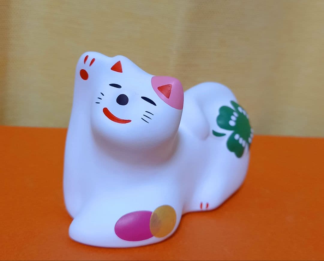 工房輪葉葉招き猫 令和猫