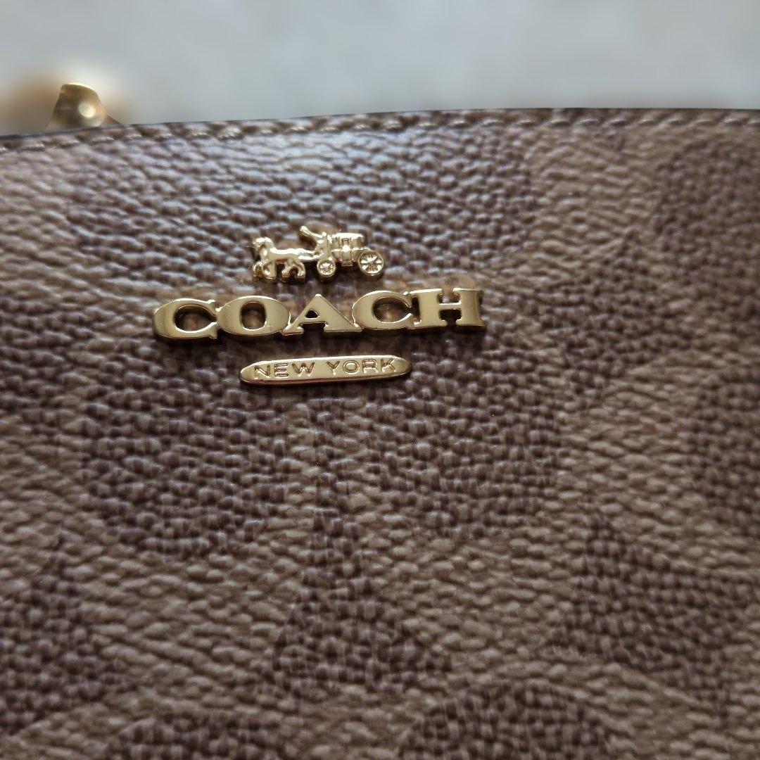 COACH　二つ折り財布　新品未使用