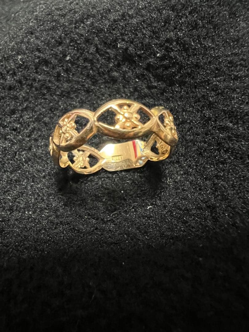 K18ゴールド 花模様 透かしリング2.1グラム