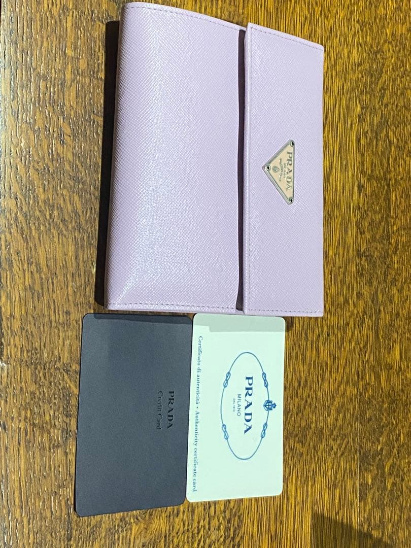 本日限定価格　PRADA プラダ　お財布