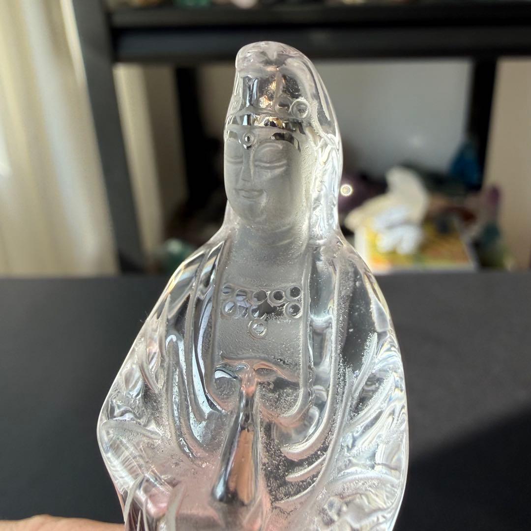 天然石水晶の観音様　置物　彫物NO.021401