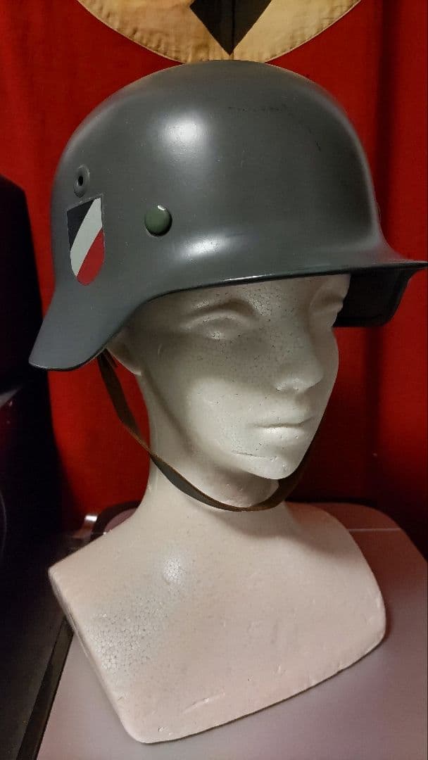 WW2ドイツ軍☆ドイツ陸軍М40ヘルメット（シェル64）実物？戦後品？