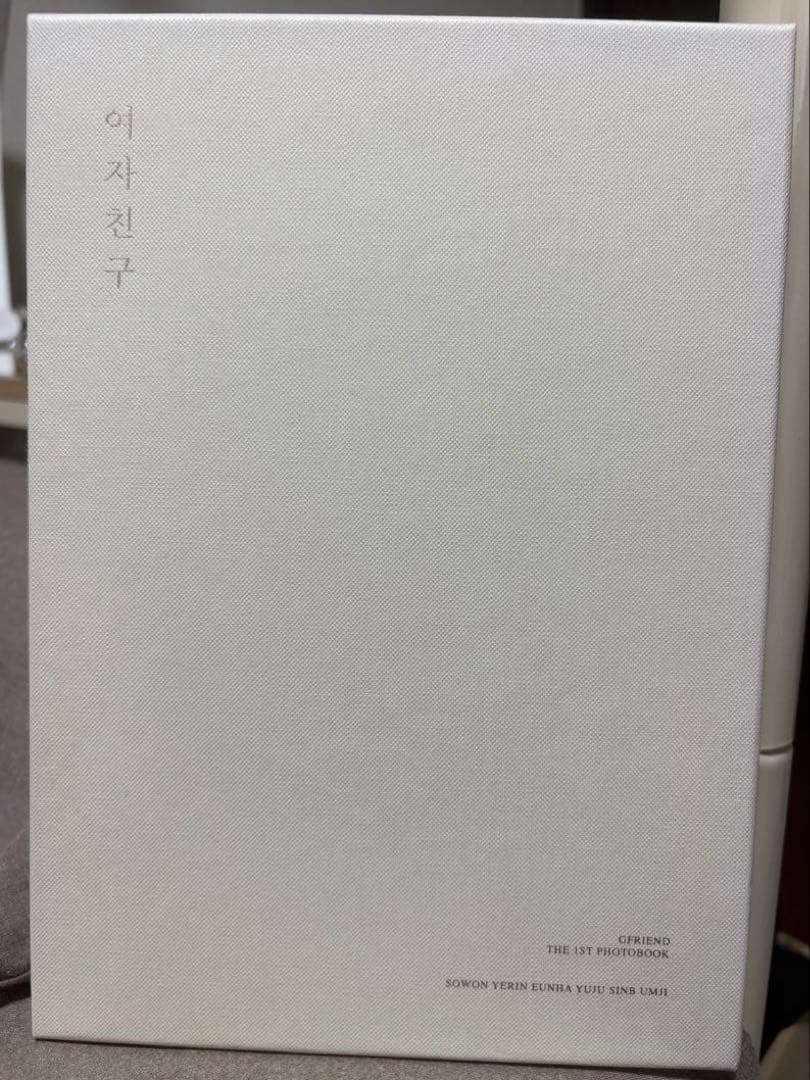 【タワレコ トレカ付き】GFRIEND 1st Photobook