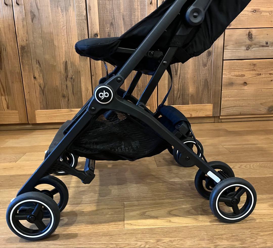 gb ブラック ベビーカー　POCKIT +