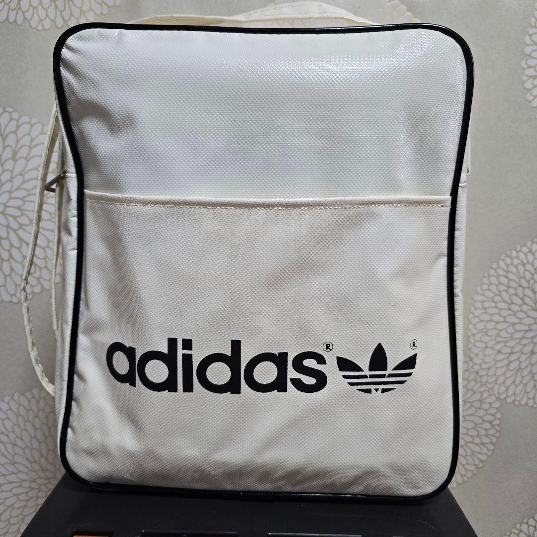るい✨70s Oldadidas メッセンジャーバッグ　ヴィンテージ　DS