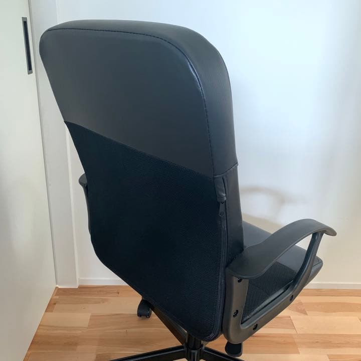 IKEA RENBERGET レンベルゲット