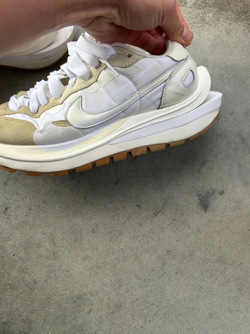 Nike ホワイト スニーカー　サカイ　ヴェイパーワッフル