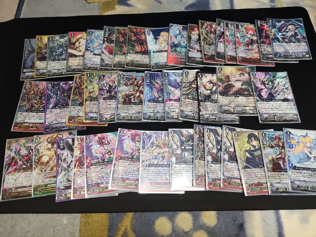 ヴァンガード　引退品　ホイル1000枚超え　sp 未開封等あり