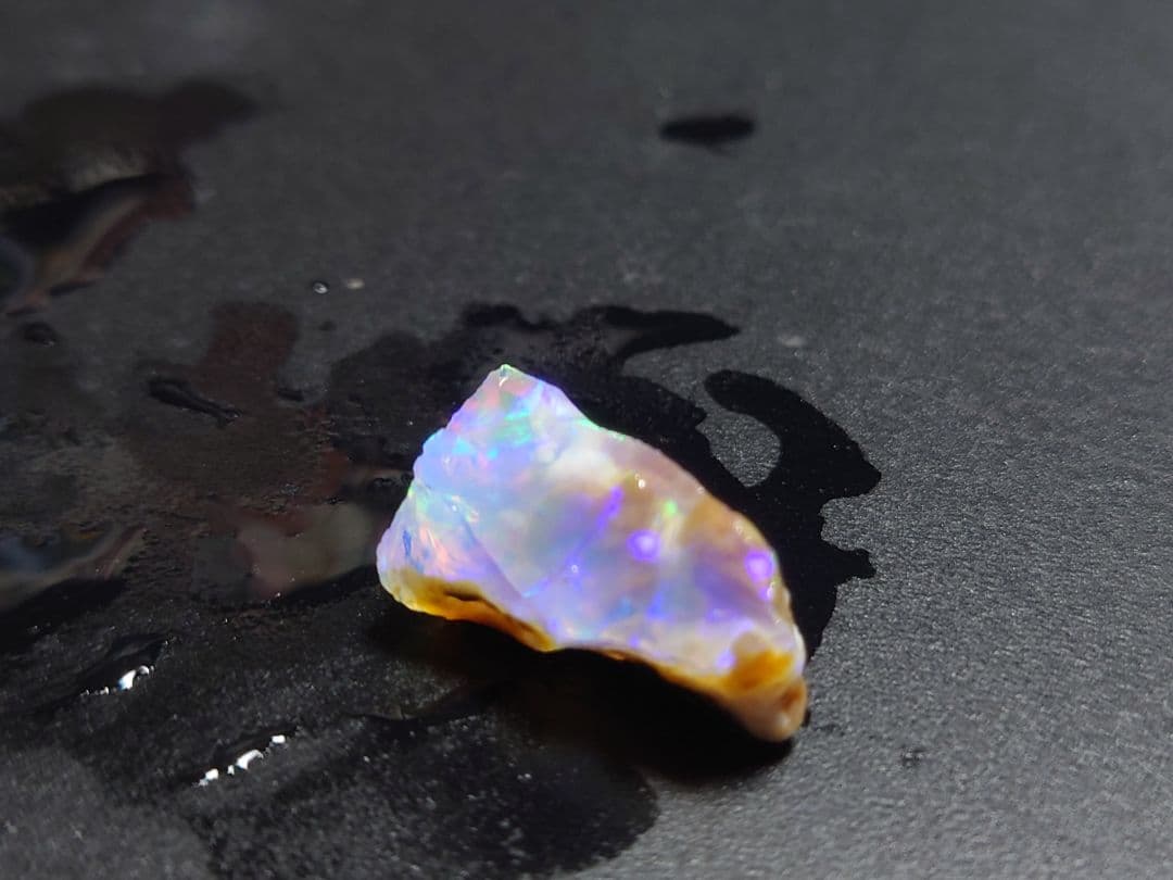 チョーク　エチオピアオパール　ウェロ産　鉱物標本　原石