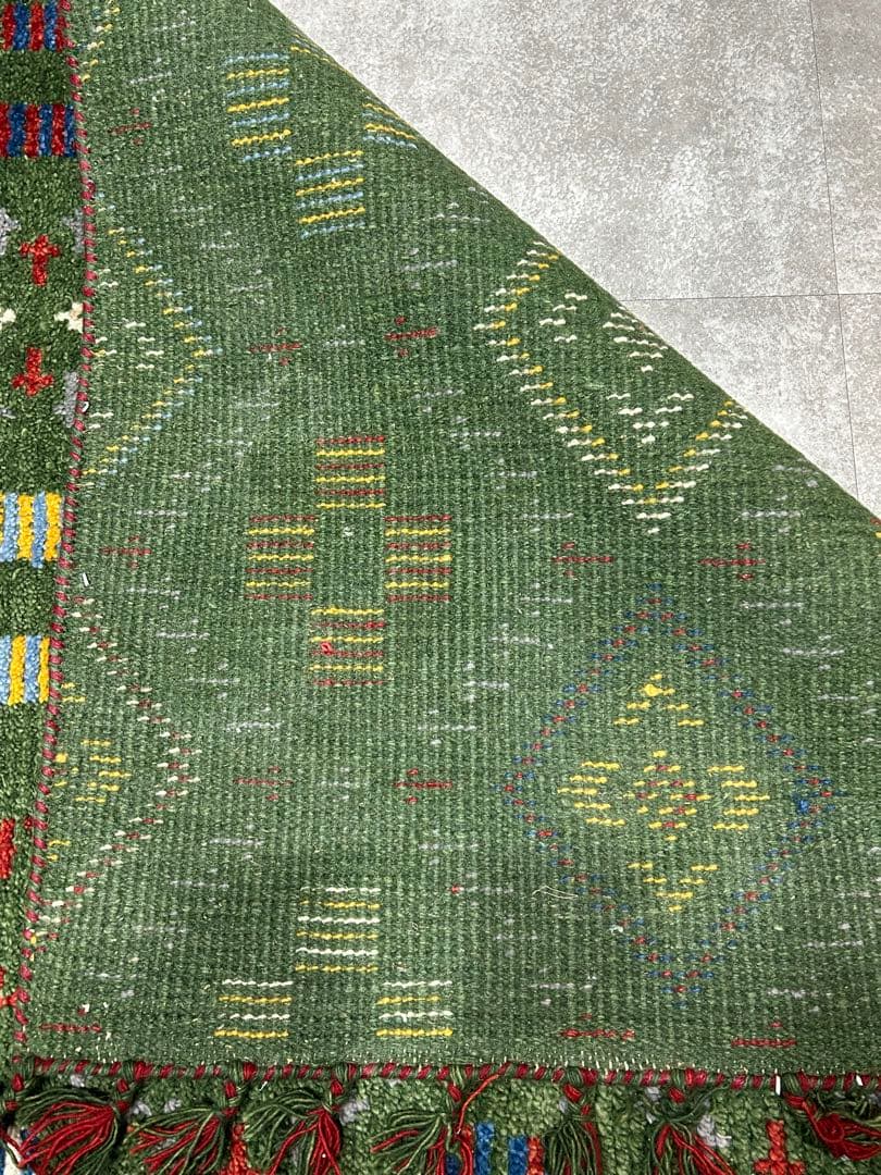 インド製ウール100%カーペット 130x190cm グリーン　ヤードラグ