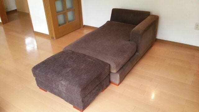 イタリア製ソファとオットマン