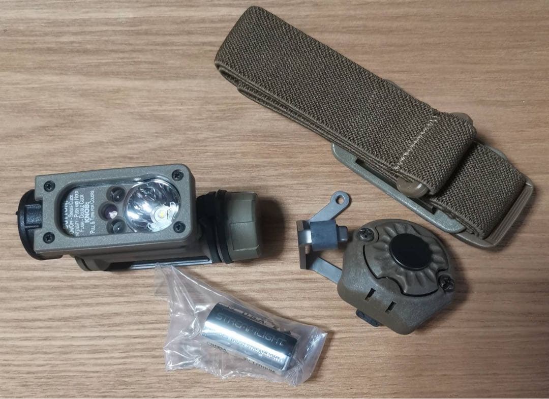 米軍支給装備STREAM LIGHTセット（コンパクトライト）