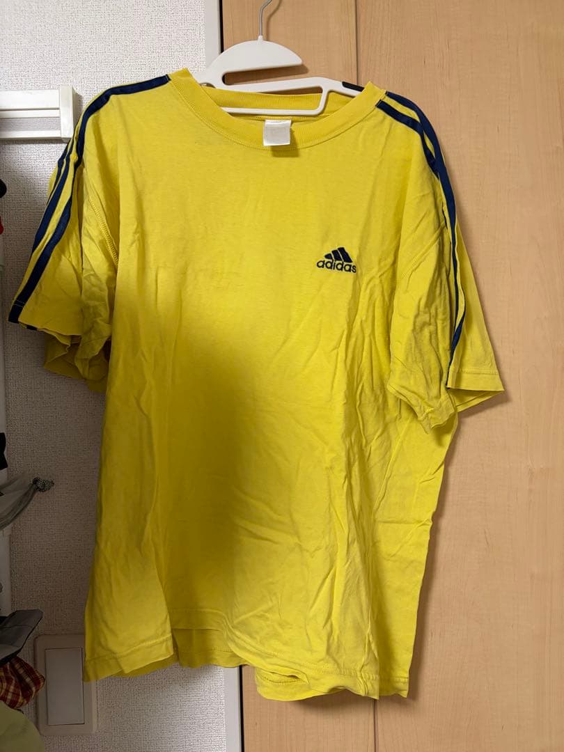 S*n様 adidas イエロー Tシャツ 万国タグ