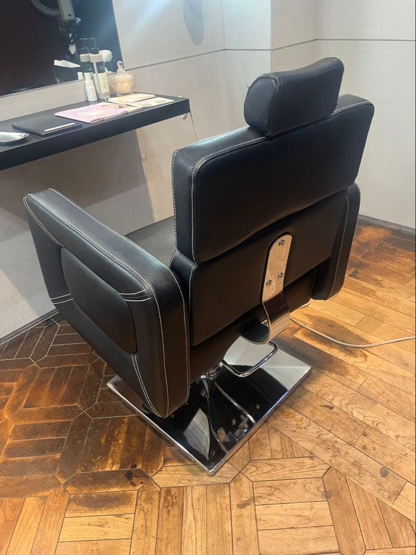 野良虎様専　黒いリクライニングチェア　2台