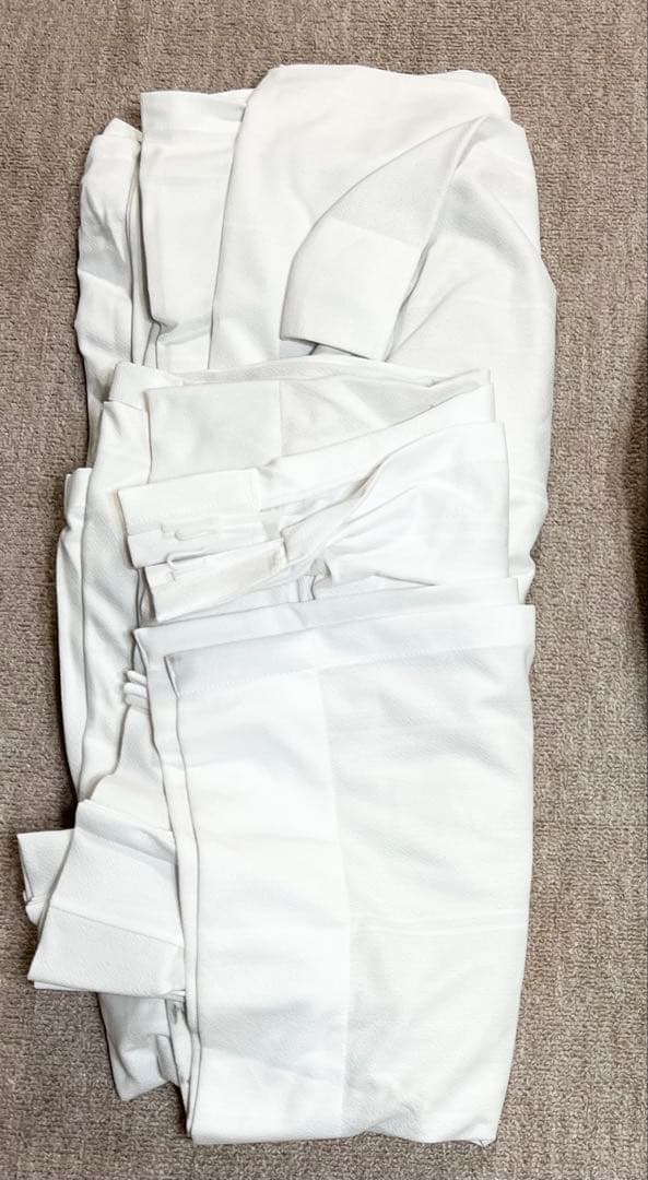 ホワイトレースカーテン 高さ×幅　240cm×103cm