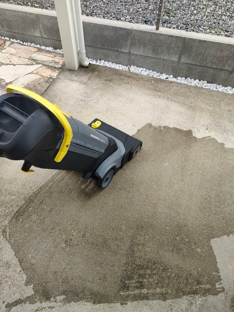 ケルヒャー業務用床洗浄機　BR30/4C　床掃除