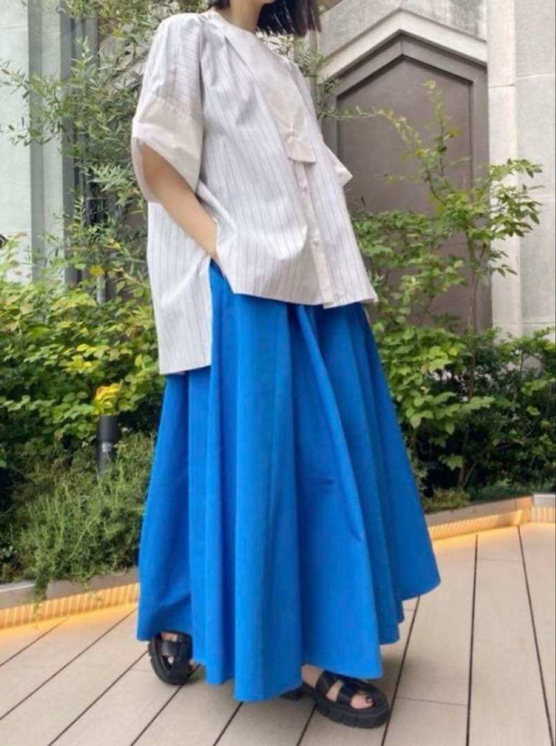 アドーア★おまとめ★白ウールカシミアプルオーバーとブライトグログランスカート